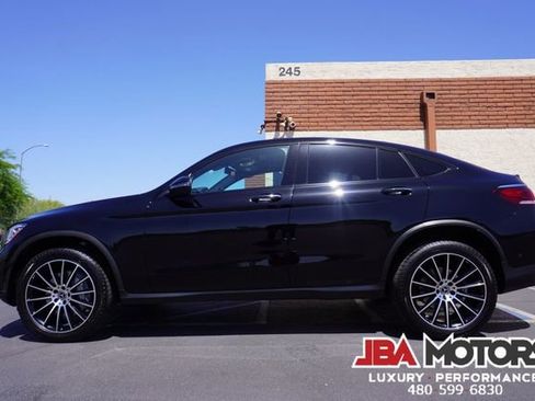Used 2022 Mercedes-Benz GLC 300 4MATIC Coupe image 32