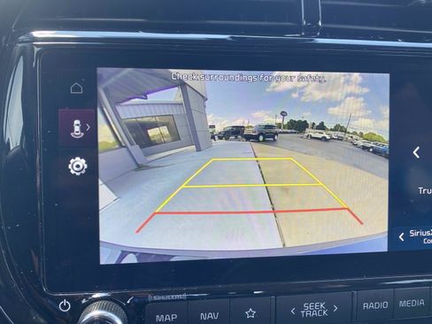 Used 2025 Kia Soul S FWD image 22