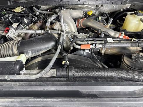 Certified 2023 Ford F350 Lariat w/ Lariat Ultimate Package AWD/4WD image 4