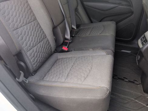 Used 2018 Chevrolet Equinox LT image 19