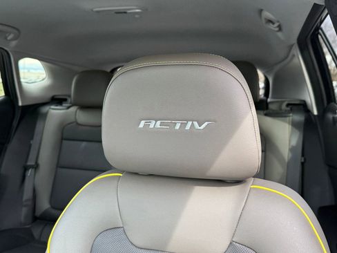 Certified 2024 Chevrolet Trax ACTIV w/ Driver Confidence Package image 18