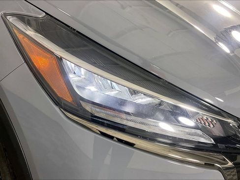 Used 2024 Nissan Kicks SR w/ SR Premium Package FWD image 35