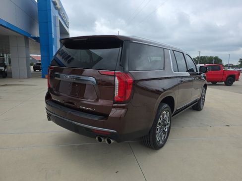 Certified 2023 GMC Yukon XL Denali Ultimate AWD/4WD image 22