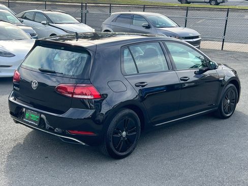 Used 2019 Volkswagen e-Golf SE image 5