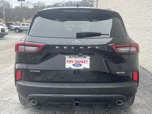 New 2026 Ford Escape ST-Line Select w/ Tech Pack #2 image 9