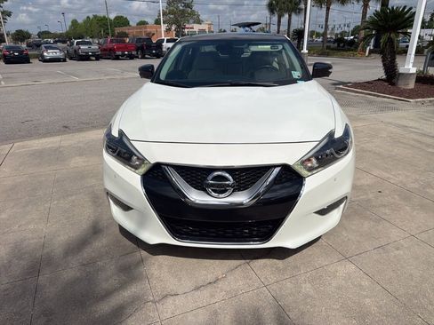 Used 2016 Nissan Maxima Platinum image 2