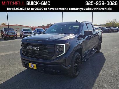 Used 2024 GMC Sierra 1500 Elevation w/ LPO, Elevation Black Package