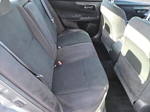 Used 2014 Nissan Altima 2.5 S w/ Sport Value Package image 13