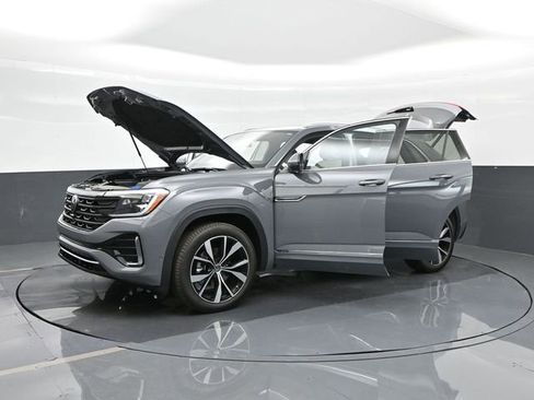 New 2025 Volkswagen Atlas Cross Sport SEL Premium R-Line image 42