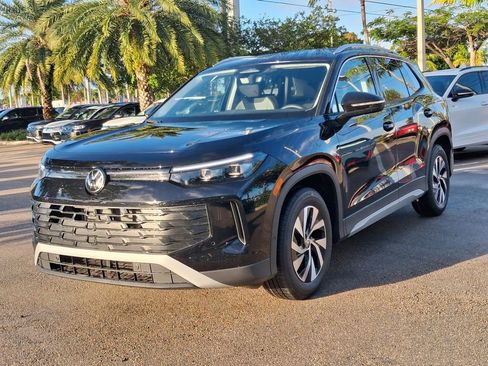 New 2026 Volkswagen Tiguan S FWD image 3