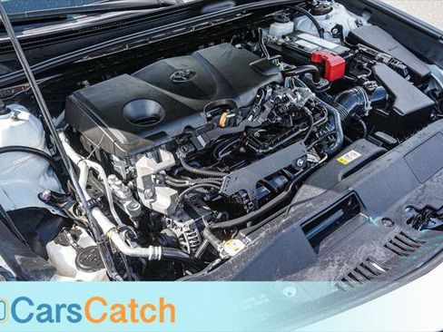 Used 2022 Toyota Camry SE FWD image 34