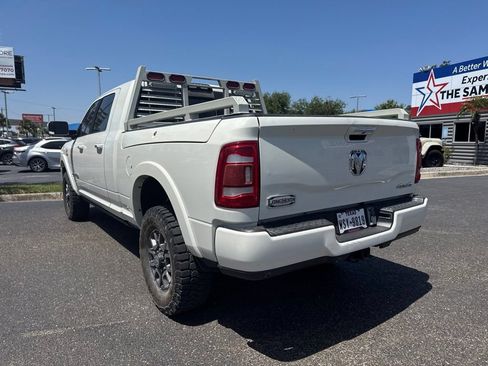 Used 2022 RAM 2500 Limited AWD/4WD image 3