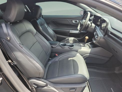 Used 2024 Ford Mustang GT Premium RWD image 31