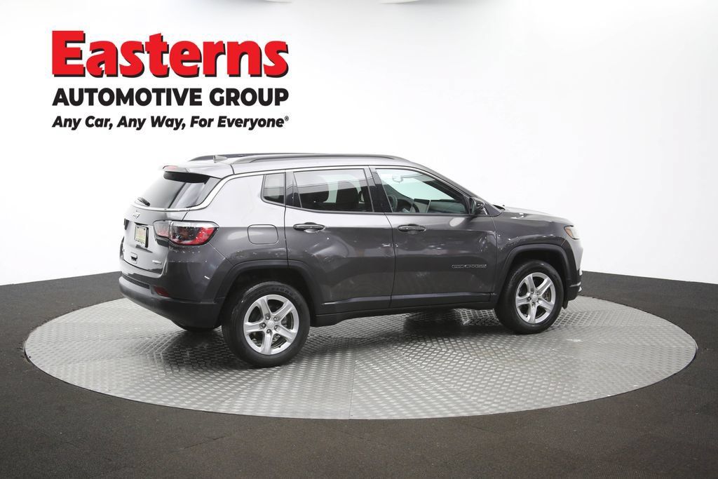 Used 2024 Jeep Compass Latitude AWD/4WD image 43