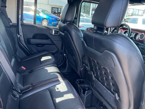 Used 2022 Jeep Gladiator Rubicon w/ LED Lighting Group AWD/4WD image 25