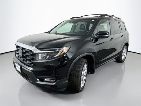 Used 2024 Honda Passport EX-L image 3