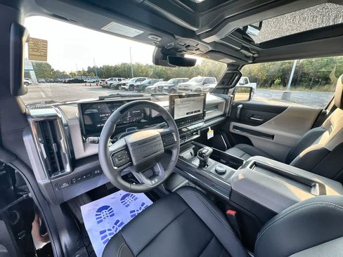 New 2026 GMC Hummer EV SUV image 10