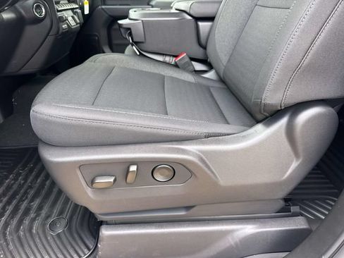 New 2026 Chevrolet Silverado 2500 Custom w/ Custom Value Package RWD image 18