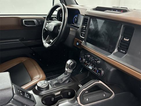 Used 2024 Ford Bronco Outer Banks image 39