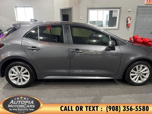 Used 2025 Toyota Corolla SE image 6