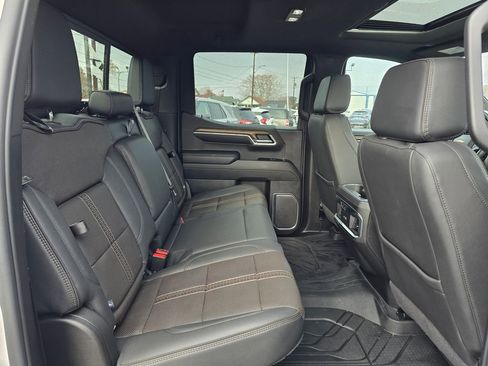 Used 2024 Chevrolet Silverado 1500 High Country w/ High Country Premium Package image 12