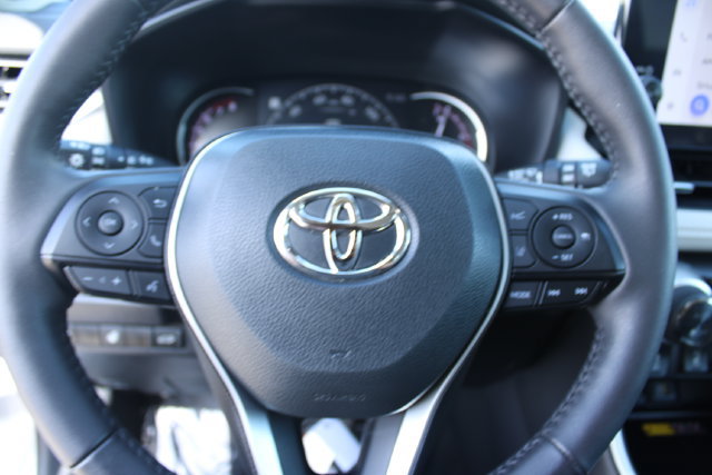 Used 2023 Toyota RAV4 XLE Premium FWD image 18