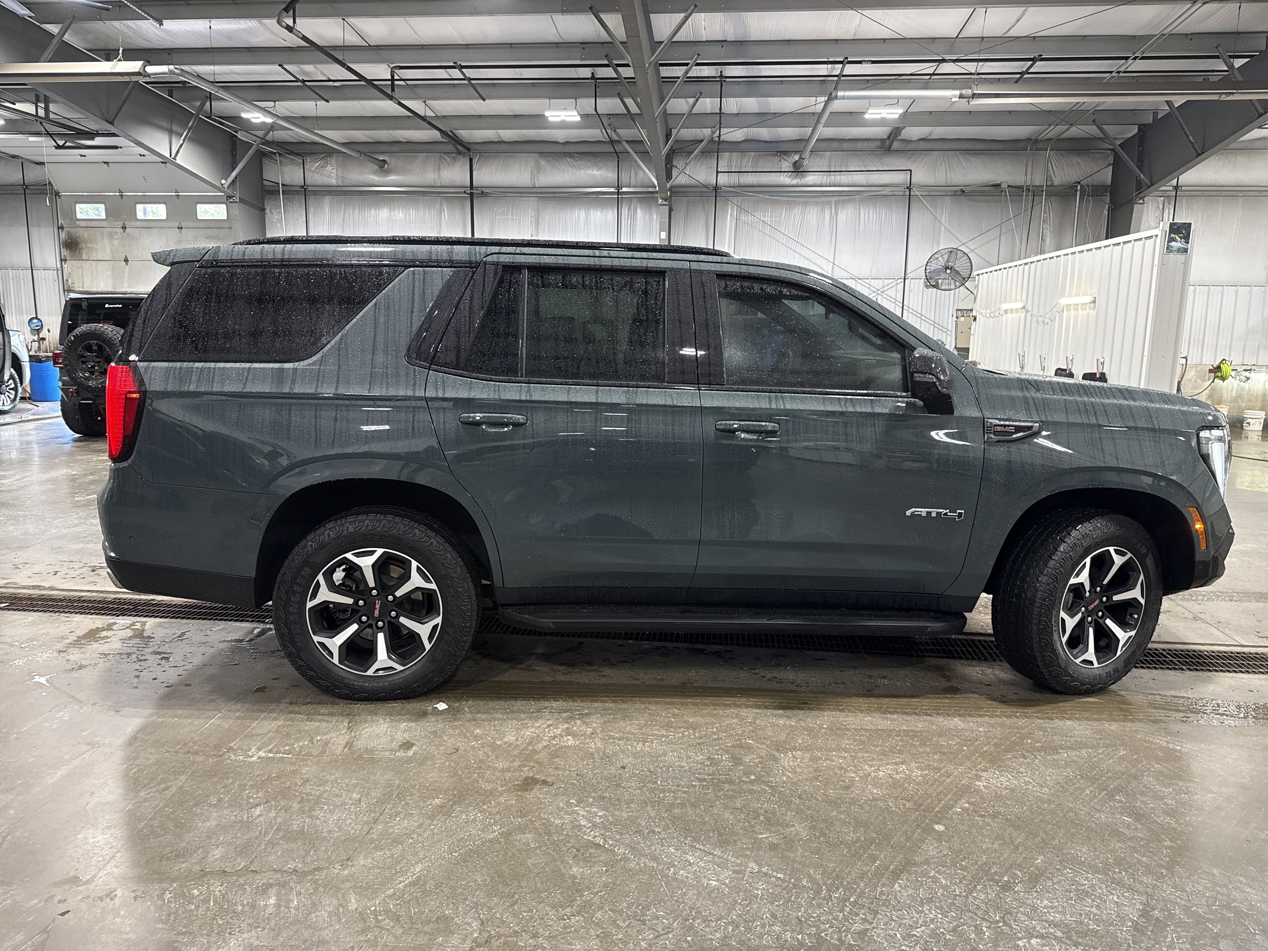 Used 2026 GMC Yukon AT4 w/ LPO, Floor Liner Package AWD/4WD image 2
