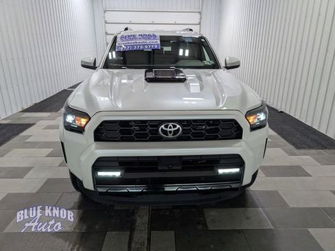 Used 2025 Toyota 4Runner TRD Sport image 6