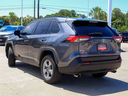 Used 2025 Toyota RAV4 XLE AWD/4WD image 21