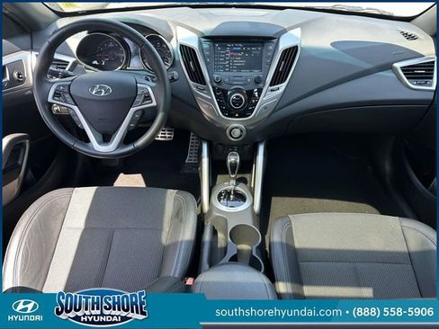 Used 2016 Hyundai Veloster w/ Option Group 03 FWD image 16