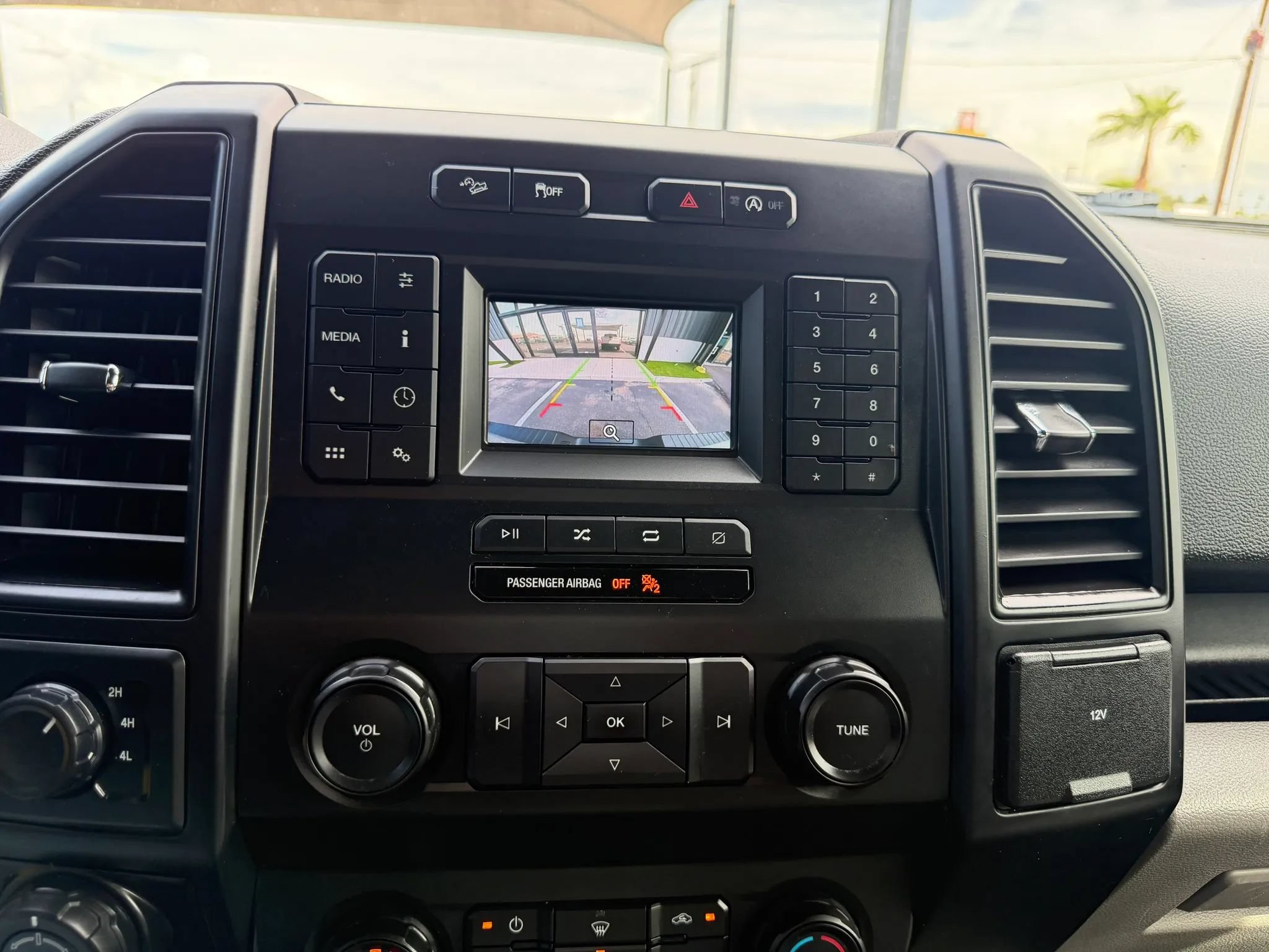 Used 2020 Ford F150 XL w/ Equipment Group 101A Mid AWD/4WD image 19