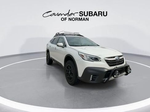 Used 2020 Subaru Outback Limited w/ Popular Package #2 AWD/4WD image 2