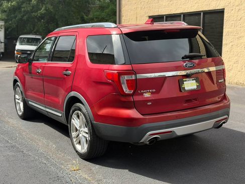 Used 2017 Ford Explorer Limited FWD image 9