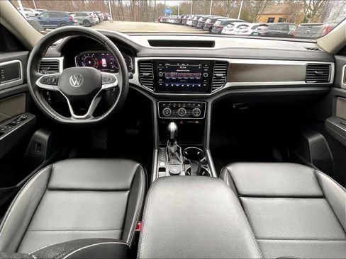 Used 2023 Volkswagen Atlas SE image 22