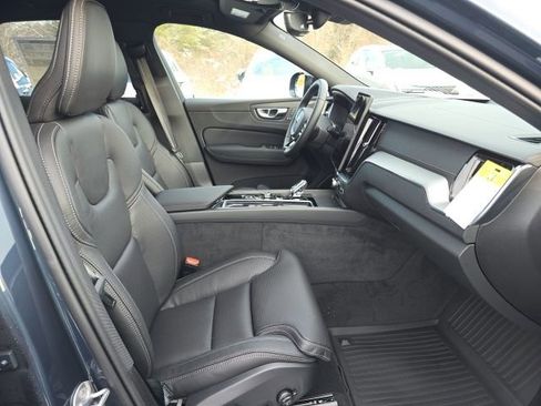 New 2026 Volvo XC60 B5 Ultra w/ Climate Package AWD/4WD image 14