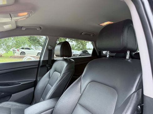Used 2018 Hyundai Tucson SEL Plus FWD image 13