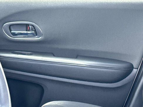 Used 2022 Honda HR-V EX image 20
