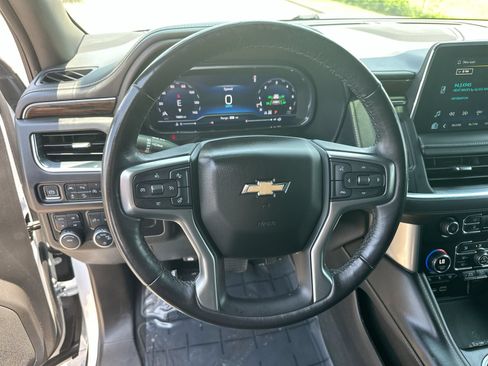 Used 2023 Chevrolet Suburban Premier AWD/4WD image 14