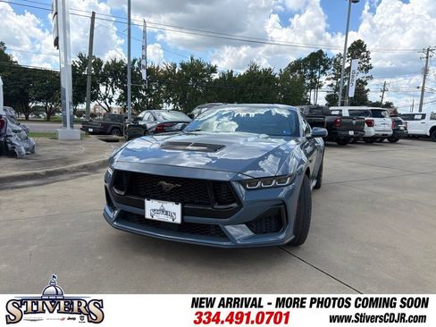 Used 2024 Ford Mustang GT Premium RWD image 4