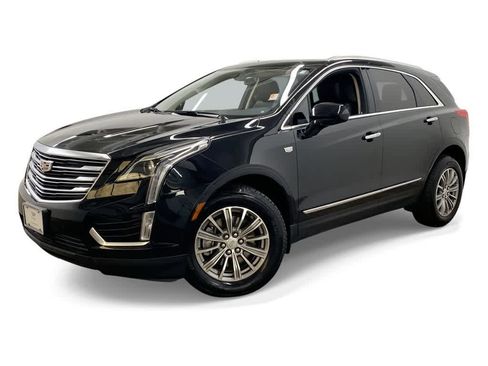 Used 2017 Cadillac XT5 Luxury image 1
