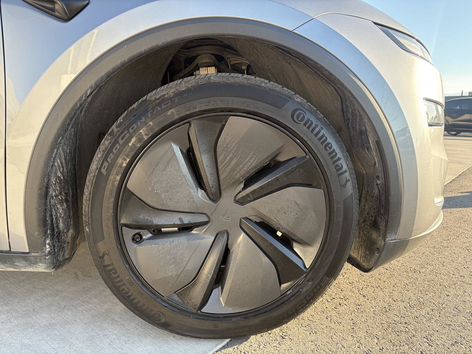 Used 2026 Tesla Model Y AWD image 9