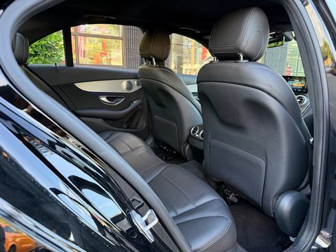 Used 2020 Mercedes-Benz C 300 4MATIC Sedan w/ Premium Package image 37