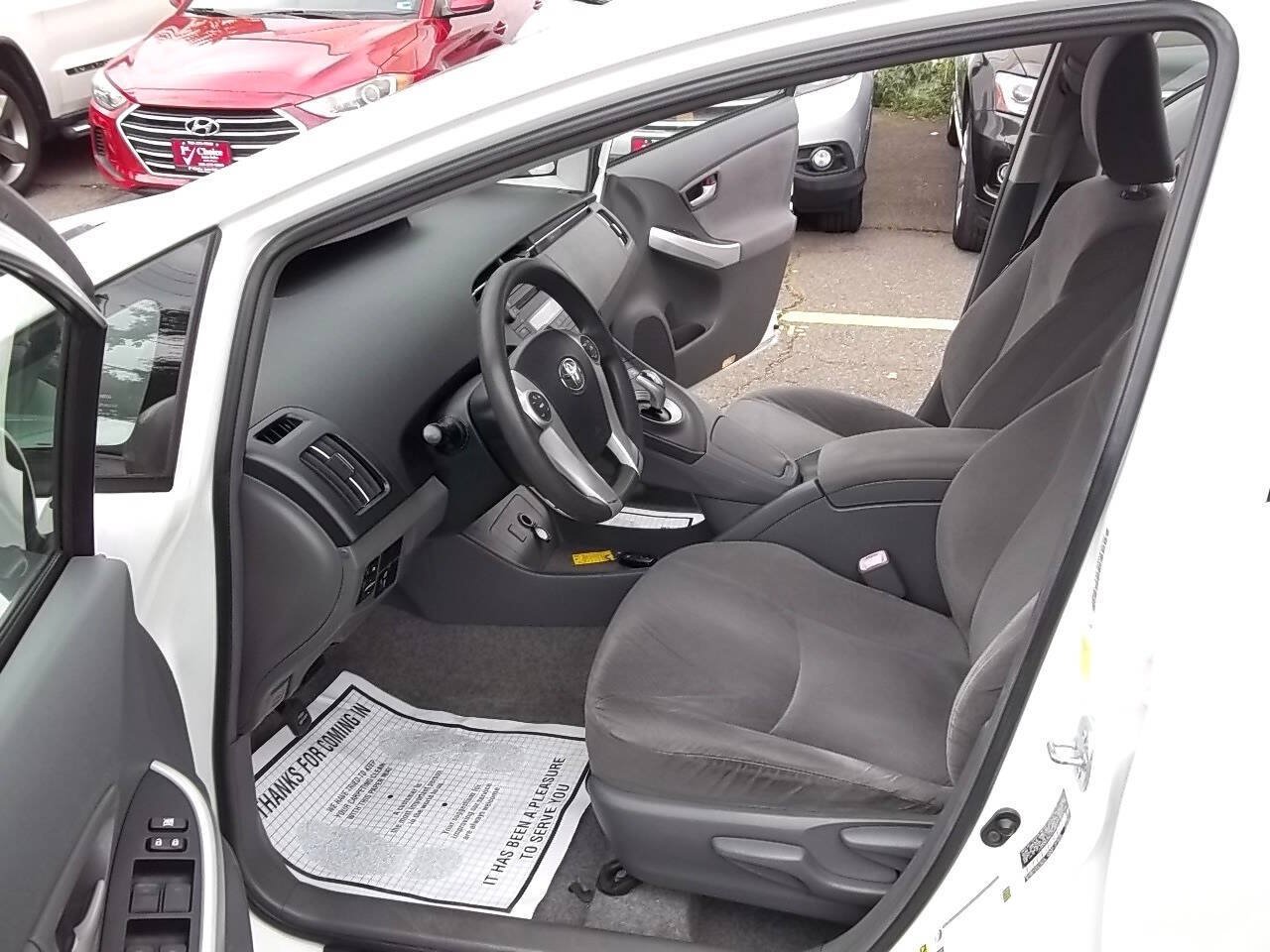 Used 2011 Toyota Prius Two FWD image 7