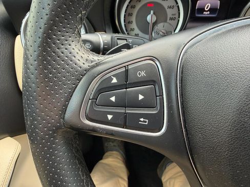 Used 2017 Mercedes-Benz GLA 250 4MATIC image 23