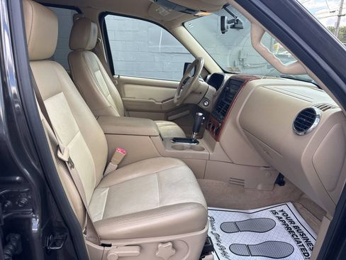 Used 2007 Ford Explorer Eddie Bauer AWD/4WD image 23