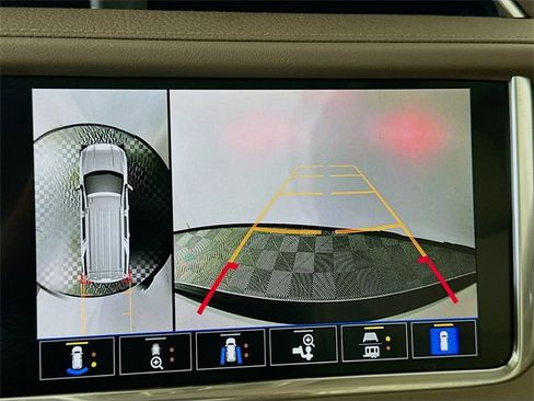 Used 2023 GMC Yukon XL Denali image 14