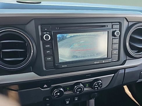Used 2019 Toyota Tacoma SR5 image 25