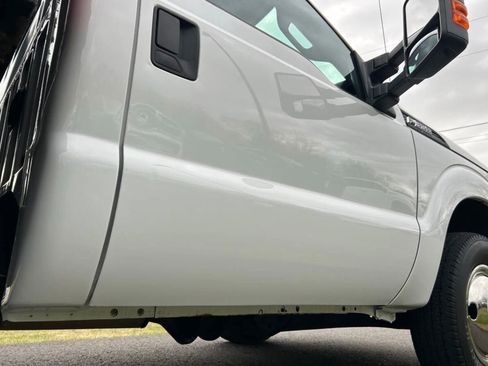 Used 2016 Ford F350 XL w/ Power Equipment Group image 28