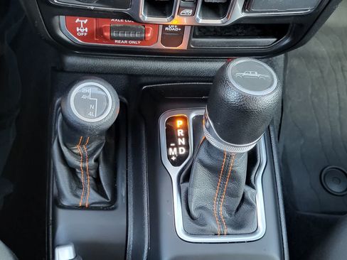 Used 2021 Jeep Gladiator Mojave AWD/4WD image 19
