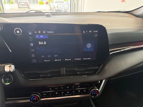 Used 2025 Chevrolet Equinox RS w/ Safety and Technology Package FWD image 25